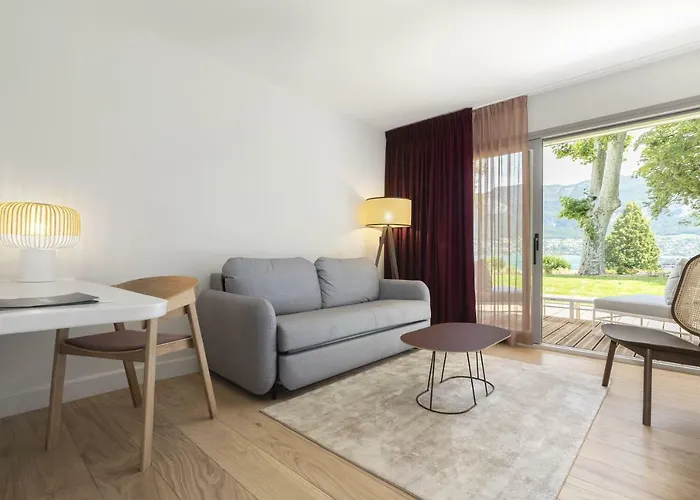 Hotel Black Bass Hotel 5*