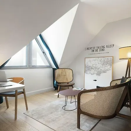 Black Bass 酒店 5*