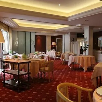 酒店 Black Bass 塞夫里耶